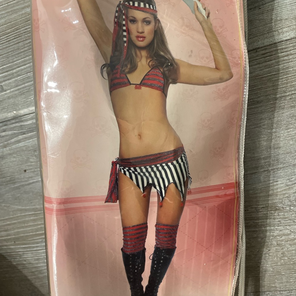 Pirate costume!!! not Yandy brand